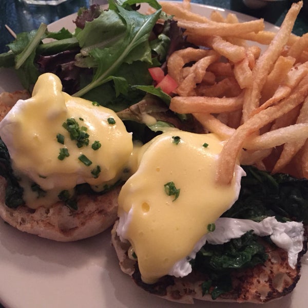 Delicious brunch!! Try the eggs florentine or fritatas