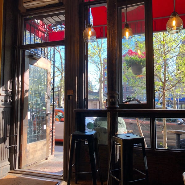 Foto tirada no(a) The Lazy Llama Coffee Bar por n em 4/24/2019