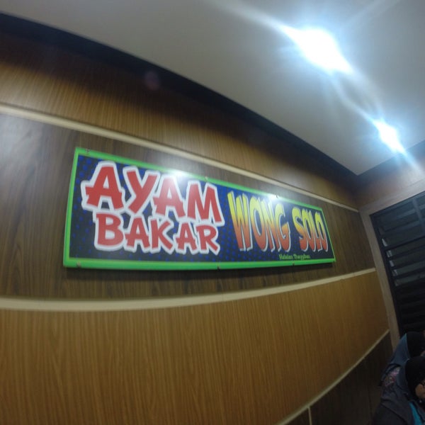 Ayam Bakar Wong Solo - Bandung, Jawa Barat