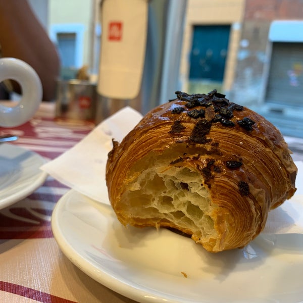 6/27/2019 tarihinde Srikar D.ziyaretçi tarafından L&#39;Osteria di Birra del Borgo'de çekilen fotoğraf