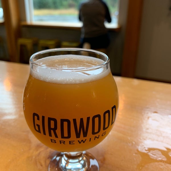 Снимок сделан в Girdwood Brewing Company пользователем Tom M. 10/4/2019
