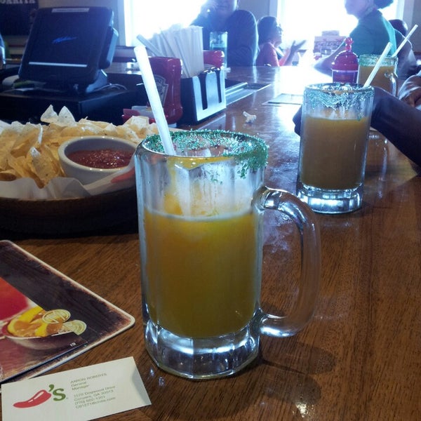 Photo taken at Chili&#39;s Grill &amp; Bar by Valicia T. on 3/17/2013