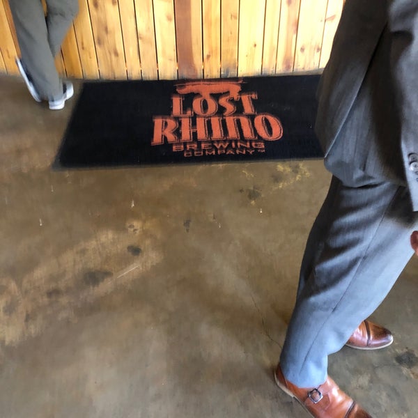 Foto tirada no(a) Lost Rhino Brewing Company por @KeithJonesJr em 9/24/2019
