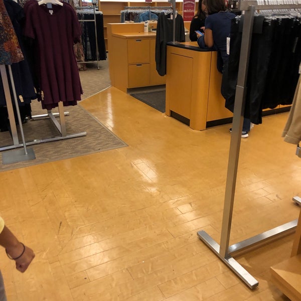 Dressbarn Women S Store In Fairfax