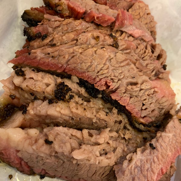 Photo taken at Rudy&#39;s Country Store &amp; Bar-B-Q by Peii on 6/17/2019