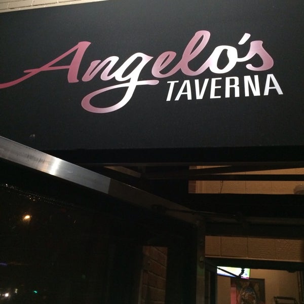 Снимок сделан в Angelo&#39;s Taverna пользователем Erin C. 5/5/2014