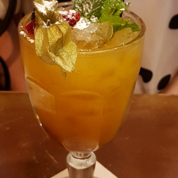 Photo taken at la manera coffee food cocktails by Martin J. on 5/31/2018