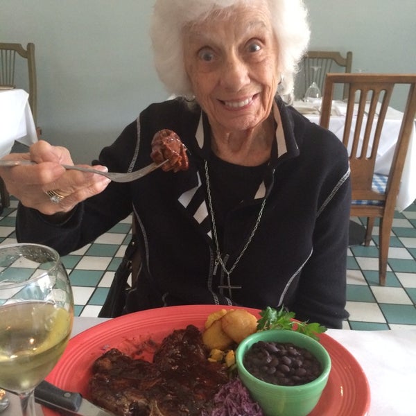 6/20/2014에 Patti&#39;s Plate님이 Prado Restaurant에서 찍은 사진