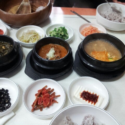 홍가네우렁쌈밥