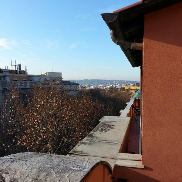 1/1/2014 tarihinde Shamil 🐍 S.ziyaretçi tarafından Hotel Ambasciatori Palace'de çekilen fotoğraf