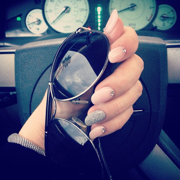 Lee Nails Spa in Northwest Side