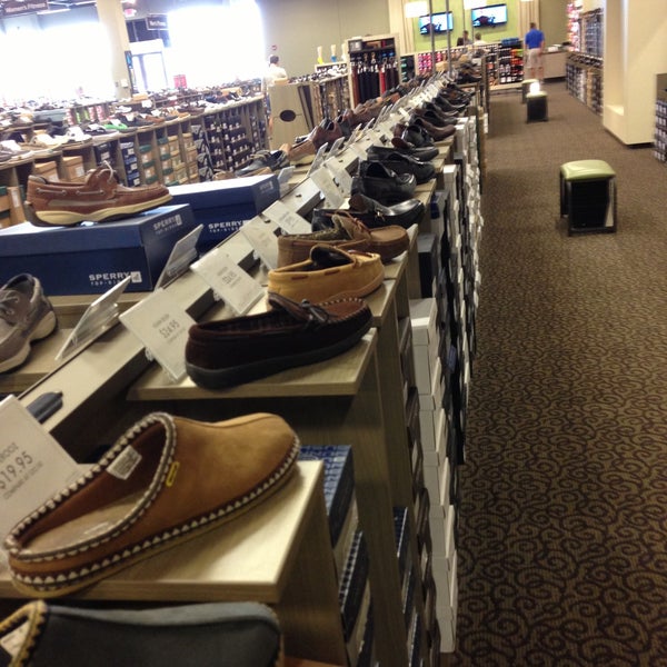 DSW Designer Shoe Warehouse Shoe Store in Noblesville