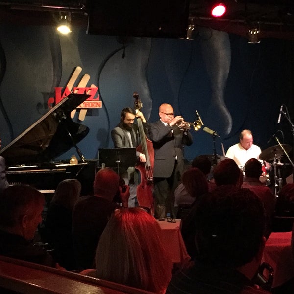 5/21/2016에 Tom B.님이 Jazz Kitchen에서 찍은 사진