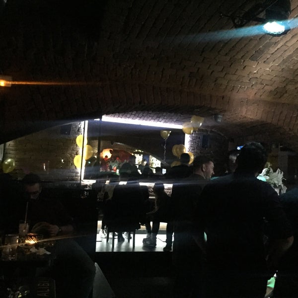 1/27/2018 tarihinde Marco F.ziyaretçi tarafından ALIBI. cocktail and music bar'de çekilen fotoğraf