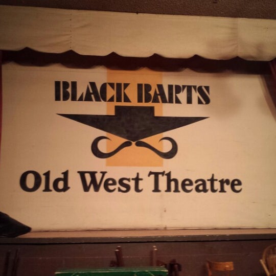 Foto tirada no(a) Black Bart&#39;s Steakhouse por John em 8/31/2014