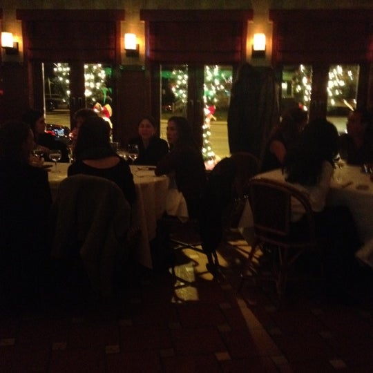 Foto tomada en Grissini Restaurant  por J. Carlos G. el 12/13/2012