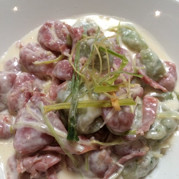 Get their house-made spinach and beet gnocchi, crispy prosciutto, creamy leek sauce!