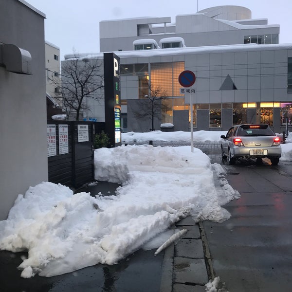 Npc24h ユウタウン総曲輪パーキング 富山市の駐車場 Npc24h ユウタウン総曲輪パーキング 富山市の駐車場