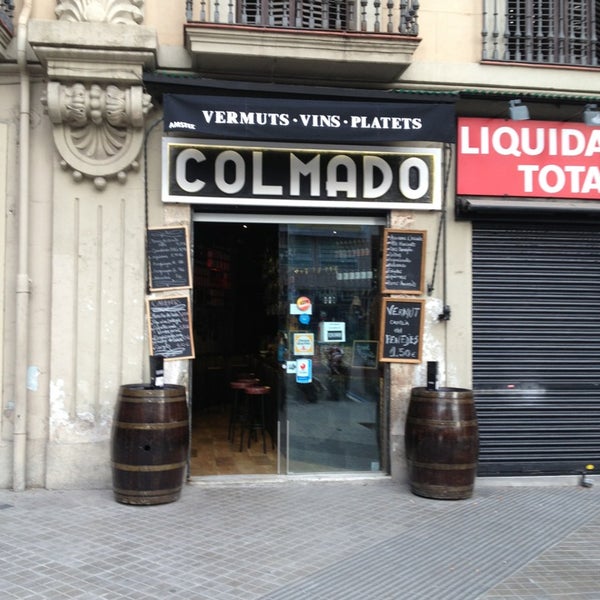 Photo prise au Colmado Barcelona par Quartersbcn R. le3/3/2013