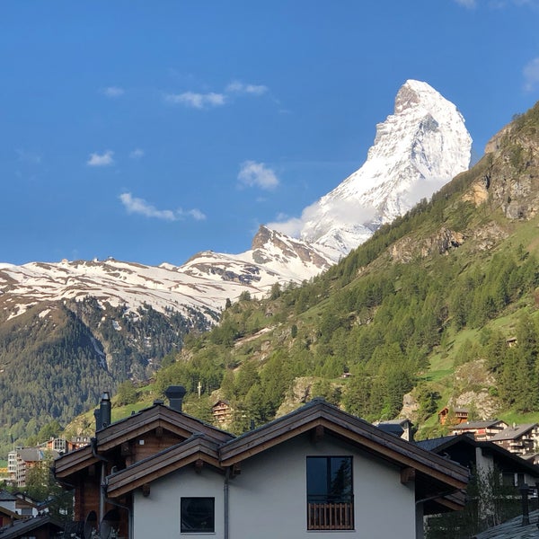Photo taken at Best Western Alpen Resort Hotel by Christopher J. on 5/24/2018