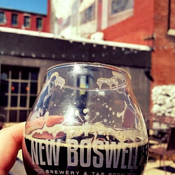 Foto tirada no(a) New Boswell Brewing Co por Travis K. em 4/13/2016