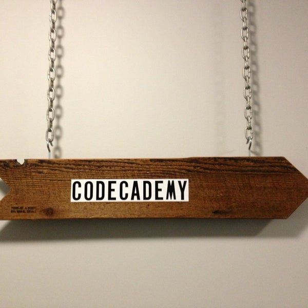 3/1/2013 tarihinde Susan L.ziyaretçi tarafından Codecademy HQ'de çekilen fotoğraf