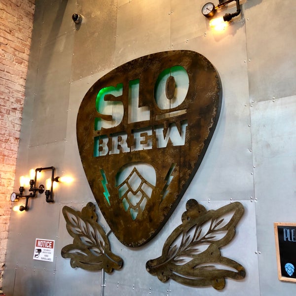 Photo taken at BarrelHouse Brewing SLO - Taproom by Phillip K. on 11/11/2018