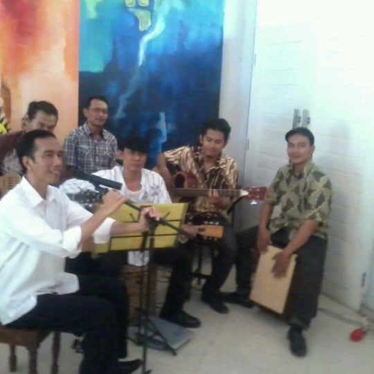 Photos At Chilli Pari Catering Office Building In Solo