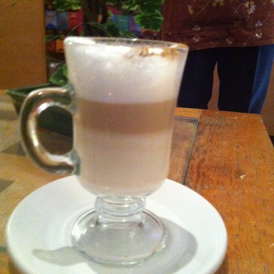 Foto tirada no(a) marago cafe gourmet por Mone F. em 3/29/2012