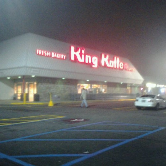King Kullen Supermarket in Lindenhurst