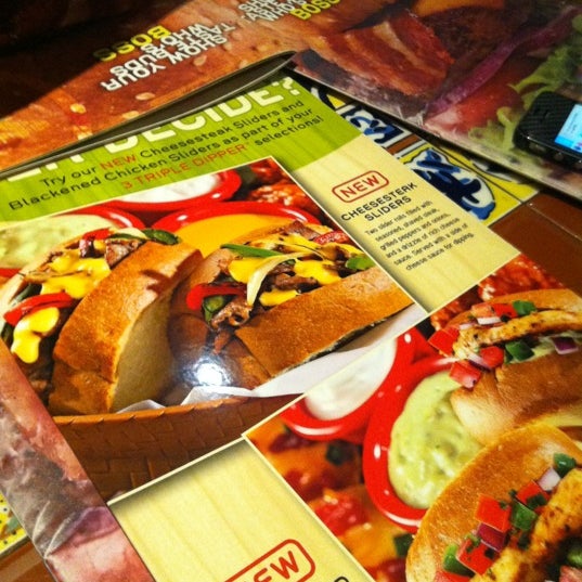Photo taken at Chili&#39;s Grill &amp; Bar by Daniela R. on 3/2/2012