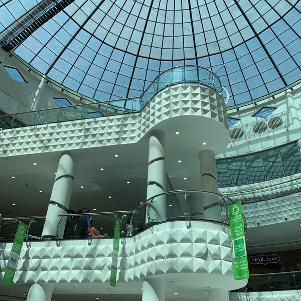 Foto tirada no(a) Oman Avenues Mall por Ahmed A. em 3/3/2019