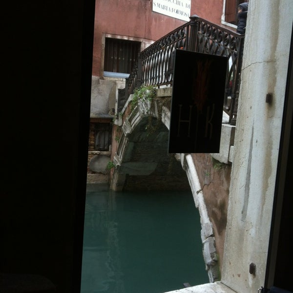 Hell's Kitchen Wine Bar