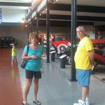 Foto diambil di Northeast Classic Car Museum oleh Becky F. pada 7/21/2013