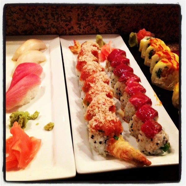 รูปภาพถ่ายที่ Kyoto Sushi &amp; Steak โดย Andrea S. เมื่อ 3/31/2013