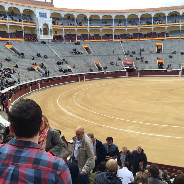 Снимок сделан в Las Ventas Tour пользователем Mohammed T. 10/12/2014