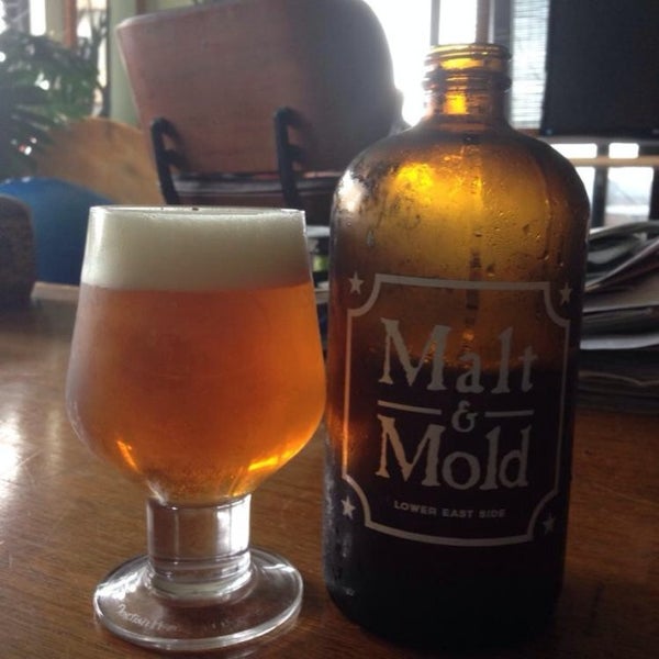 Photo taken at Malt &amp; Mold by tigho on 6/12/2014