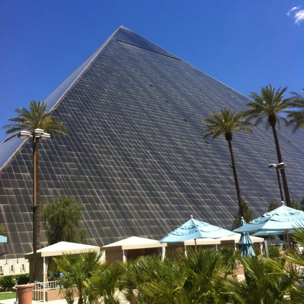 Photo taken at Luxor Hotel &amp; Casino by Altan E. on 5/13/2013