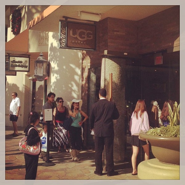 ugg australia honolulu