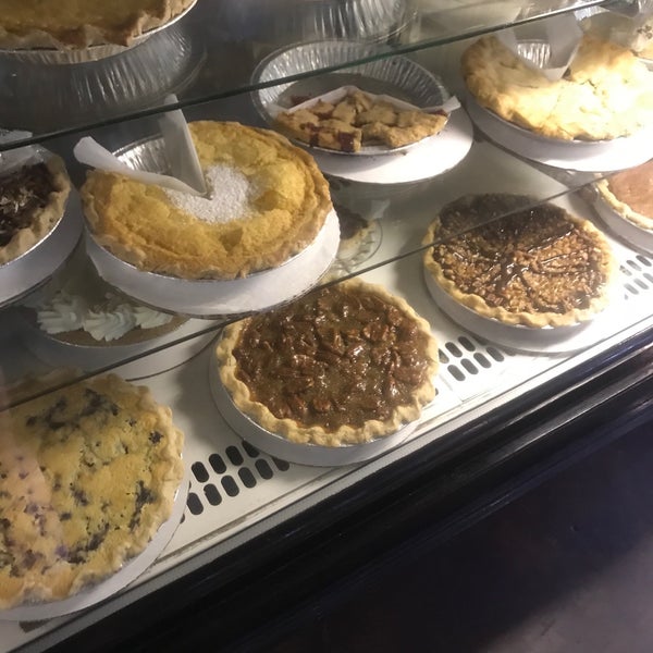 8/13/2018 tarihinde Lindsay G.ziyaretçi tarafından Cretia&#39;s Eatery &amp; Bake Shoppe'de çekilen fotoğraf
