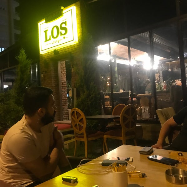 Das Foto wurde bei Loş Lounge von Burak Murat K. am 6/7/2020 aufgenommen