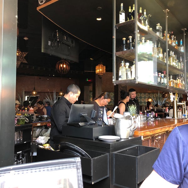 Foto diambil di Moctezuma&#39;s Mexican Restaurant &amp; Tequila Bar oleh Grove A. pada 7/9/2022