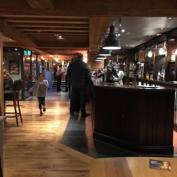 The Summerhill (Harvester) English Restaurant in Kingswinford