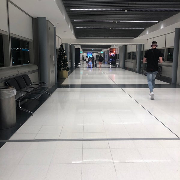 Foto scattata a Domestic Terminal da James T. il 12/14/2019