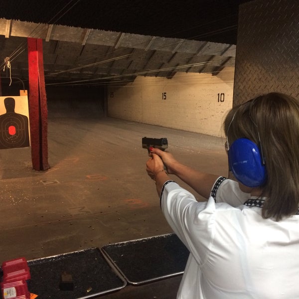 Jim's Gun Jobbery and Indoor Range 4632 Yadkin Rd