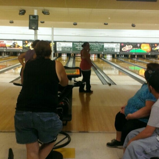 Plaza Bowling Lanes 18799 Smock Hwy