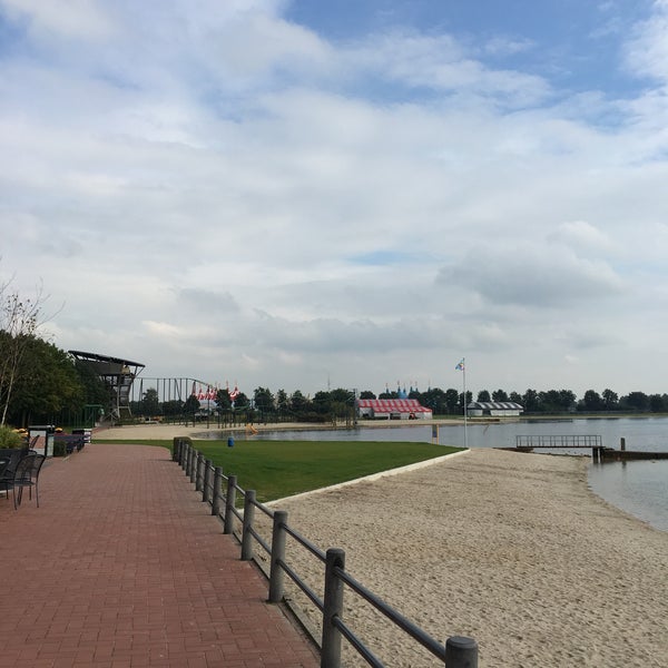 9/28/2017 tarihinde Olya M.ziyaretçi tarafından BillyBird Park Hemelrijk'de çekilen fotoğraf