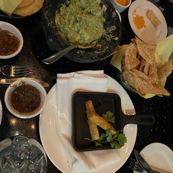 2/11/2022에 Shveta P.님이 Sinigual Contemporary Mexican Cuisine에서 찍은 사진