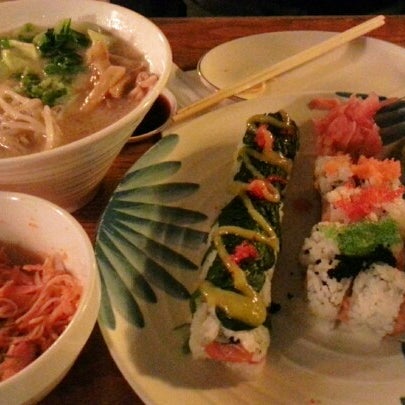 Снимок сделан в Sushi Park пользователем In Goo C. 12/8/2012