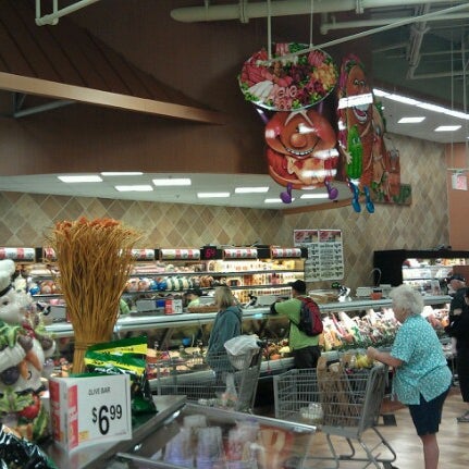 Photo taken at ShopRite of Fischer Bay by Pepper on 9/23/2012